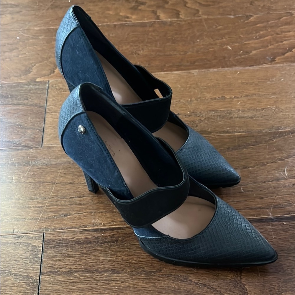 Black Textured Women's Heels